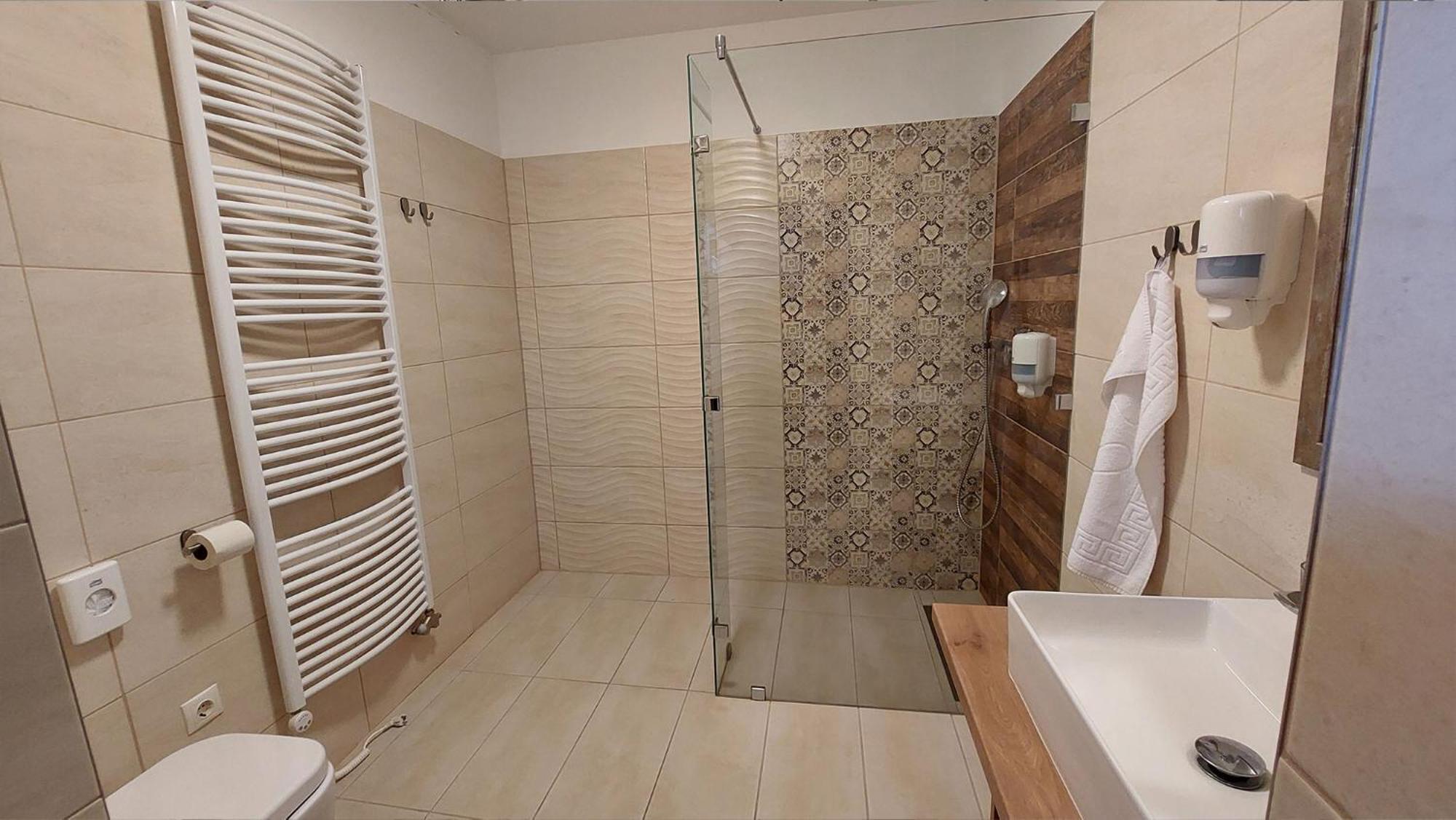 Oazis Hotel*** Nagykanizsa Εξωτερικό φωτογραφία